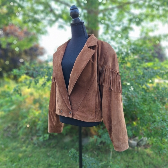 (12) Vintage Suede Leather Western Tassle Jacket from The Olde Hide House (90's) - Picture 4 of 13